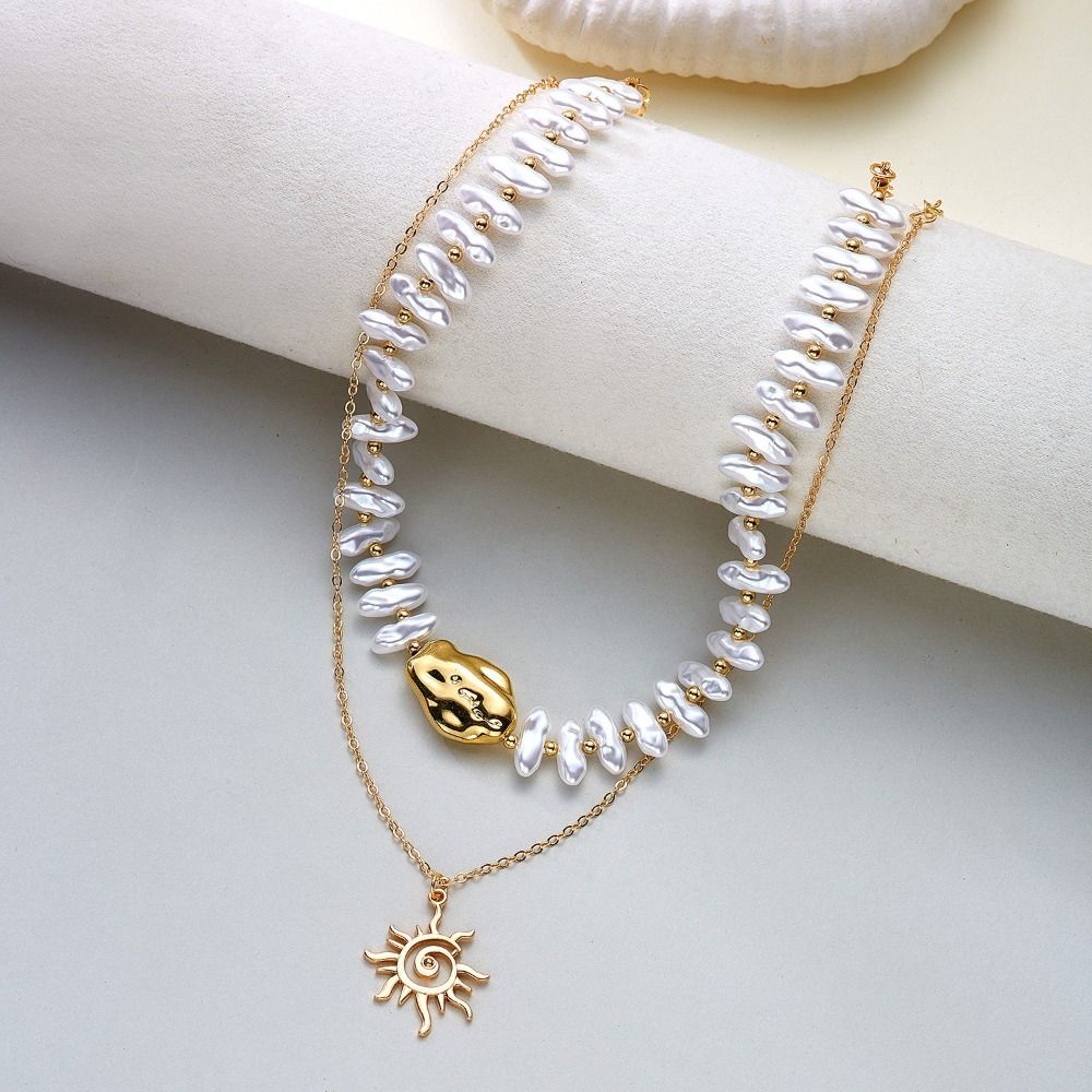 Baroque Style Stackable Necklace Irregular Pearl Clavicle Chain Sun Pendant Necklace For Women