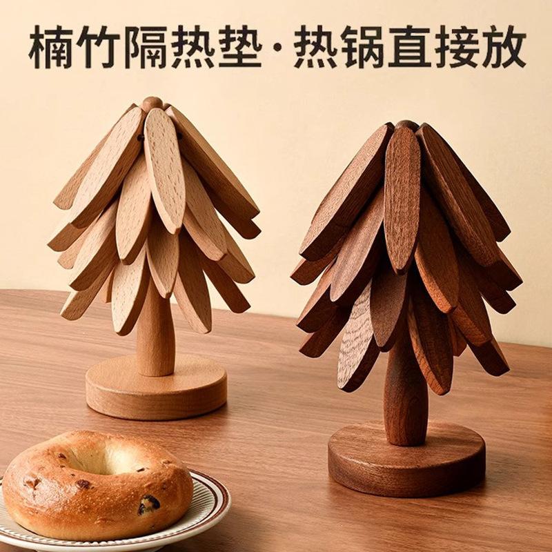 High temperature resistant Christmas tree thermal insulation mat pot mat dining table anti-scalding mat coaster solid wood decorative ornament