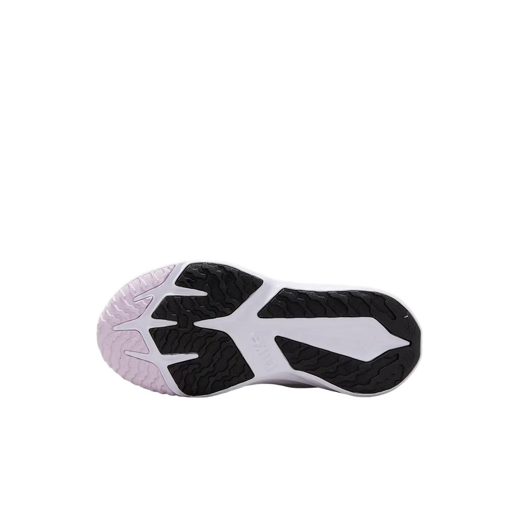 Nike Кроссовки детские Star Runner 4 PS Summit White Apricot Agate Cream Black DX7614-104