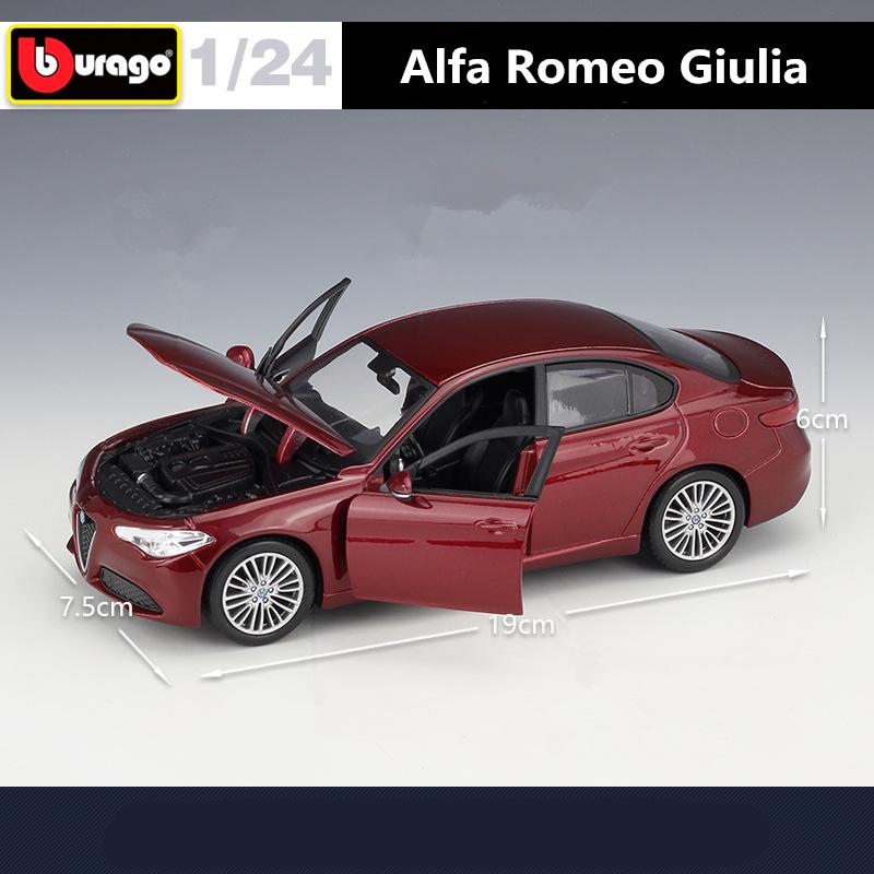 Ббураго 1:24 Альфа Ромео Джулия Купе Спортивный Автомобиль из Литого Металла Модель Diecast Металлическая Роскошная Модель Автомобиля Высокая Симуляция Коллекция Подарок