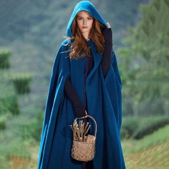Winter Women Jacket with Hood Medieval Retro Cape Gothic Keep Warm Shawl Ankle Length Loose Cloak Thick Single-Button Closure Poncho Pirate Robe