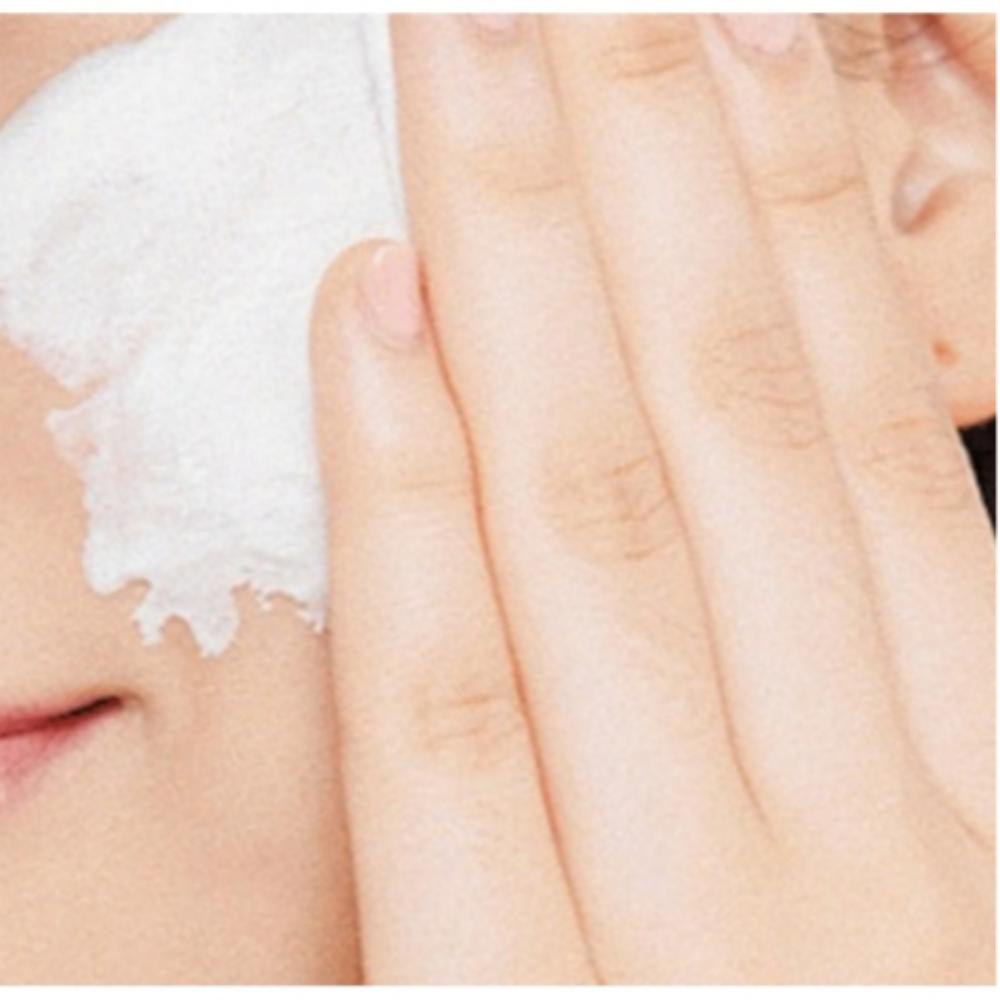 Innisfree Дуэт очищающей пенки с зеленым чаем (150 г × 2)