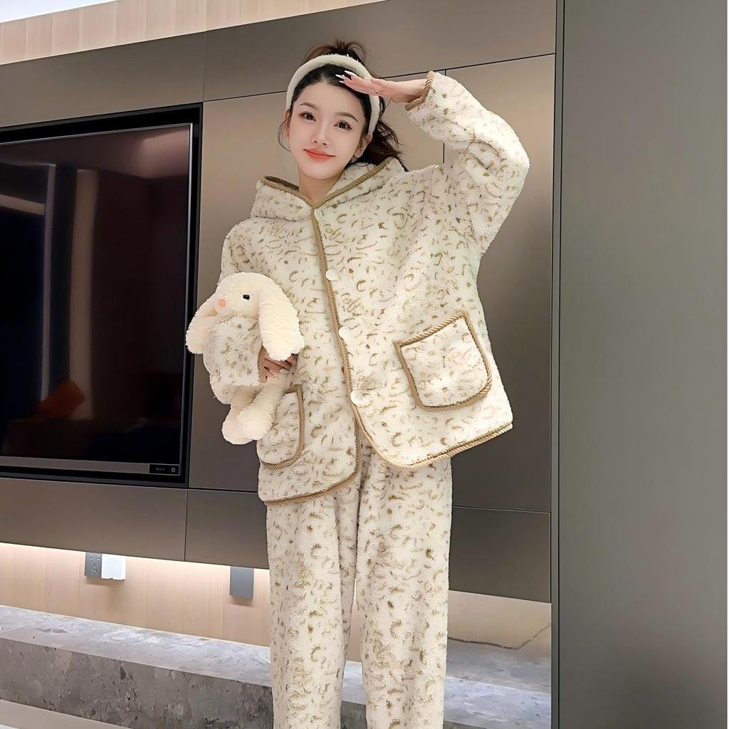 Женский пижамный комплект из кораллового флиса большого размера - Плюшевый, Утепленный, Теплый из овечьей шерсти для осени/зимы; Носимый на открытом воздухе