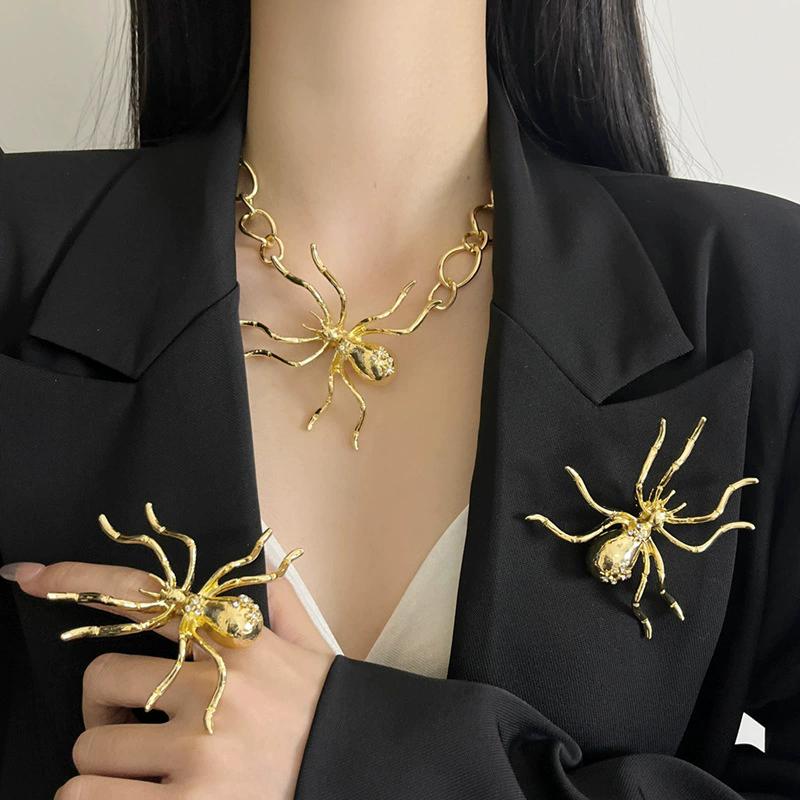 Exaggerated Rhinestone Metal Giant Spider Pendant Necklace Women's 2025 New Vintage Choker Ring Brooch Punk Party Jewelry Access