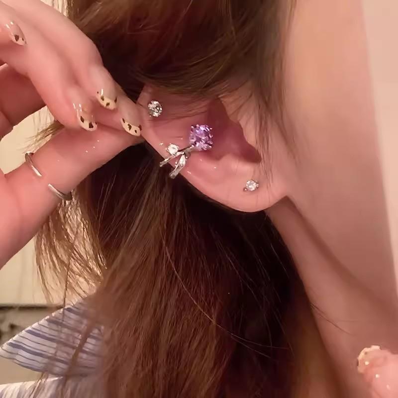 Маленькая циркониевая клипса для ушных косточек в виде лампочки, без прокола ушей, уникальная и красивая, высококлассное чувство, легкие роскошные серьги для темперамента