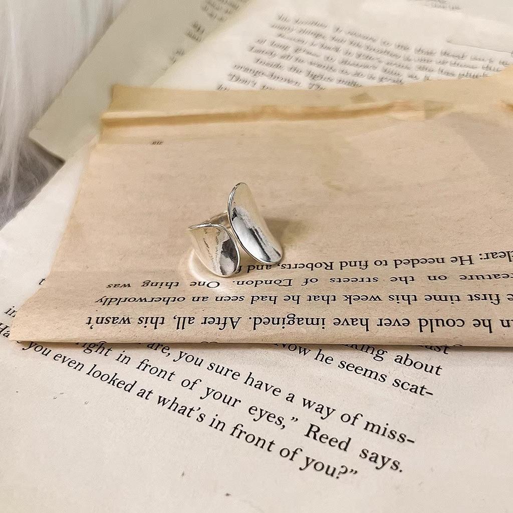 Кольцо Женское Модное Личность Простое Кольцо на Палец в Виде Скелета Указательный Палец Широкая Версия Глянцевое Новое Нишевый Дизайн Арт Деко Геометрическое Кольцо