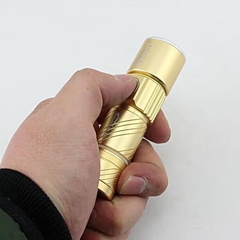 Q5 Мини USB-фонарик с зумом