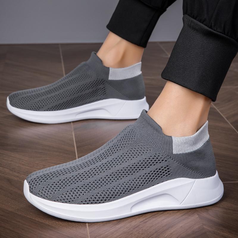 Athletics Sneakers Male Walking Shoes Sneakers Men Breathable Man Casual Shoes New Style Running Sneakers Slip On Loafers Men