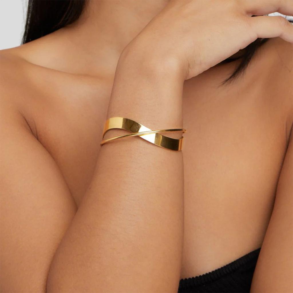 Yori Минималистичный Нержавеющая Сталь Металл Неправильной Формы 18K Золотое PVD Браслет Манжета Отличительные Украшения Оптом 2025