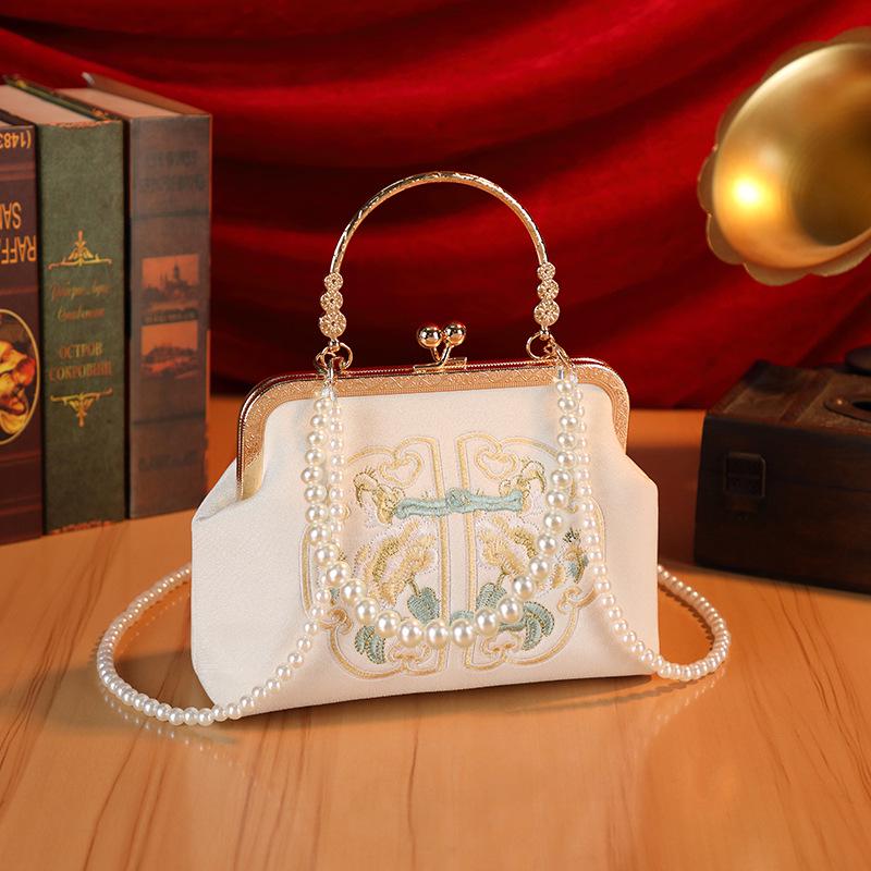 Элегантный вышитый клатч для подружки невесты Hanfu - стильная сумочка на пуговицах