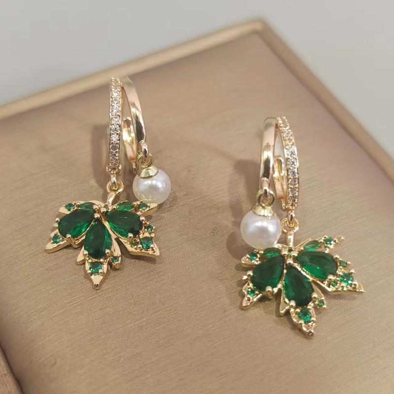 Женские серьги-подвески с зеленым цирконием и кленовым листом, новинка 2023 года, модные ювелирные аксессуары для свадебной и помолвочной вечеринки