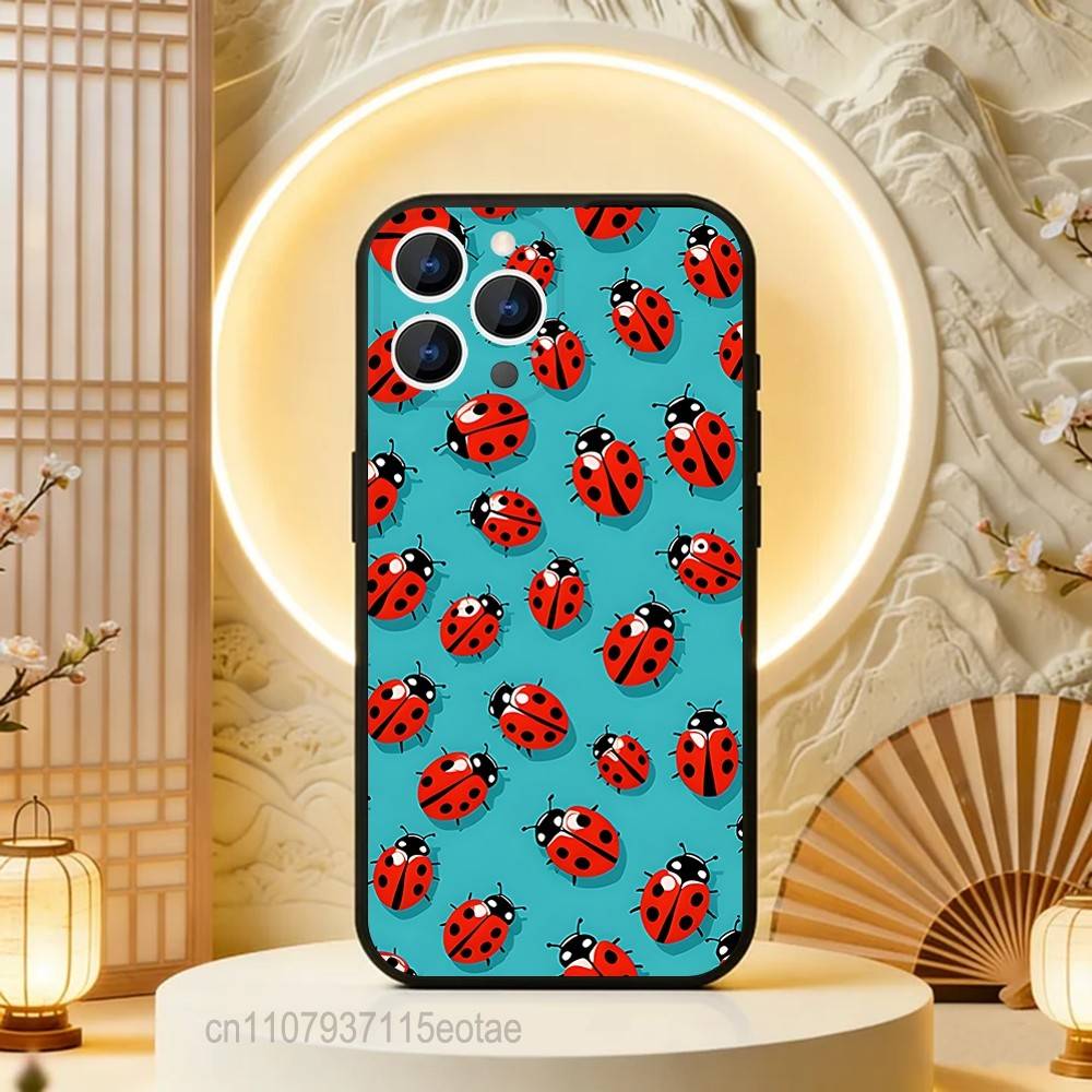 Насекомое Семиточечная божья коровка Для iPhone 12,16,13,14,15,17,11,Pro,Max,Plus,E,Air,Mini ТПУ Мягкий приятный для кожи чехол для телефона