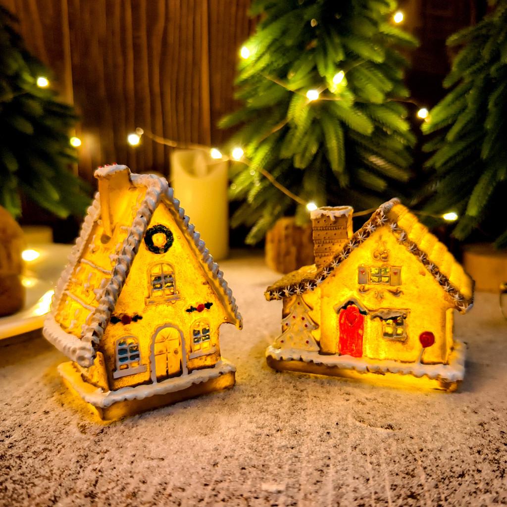 Resin Christmas Village Small House With Light For Seasonal Gift And Decor