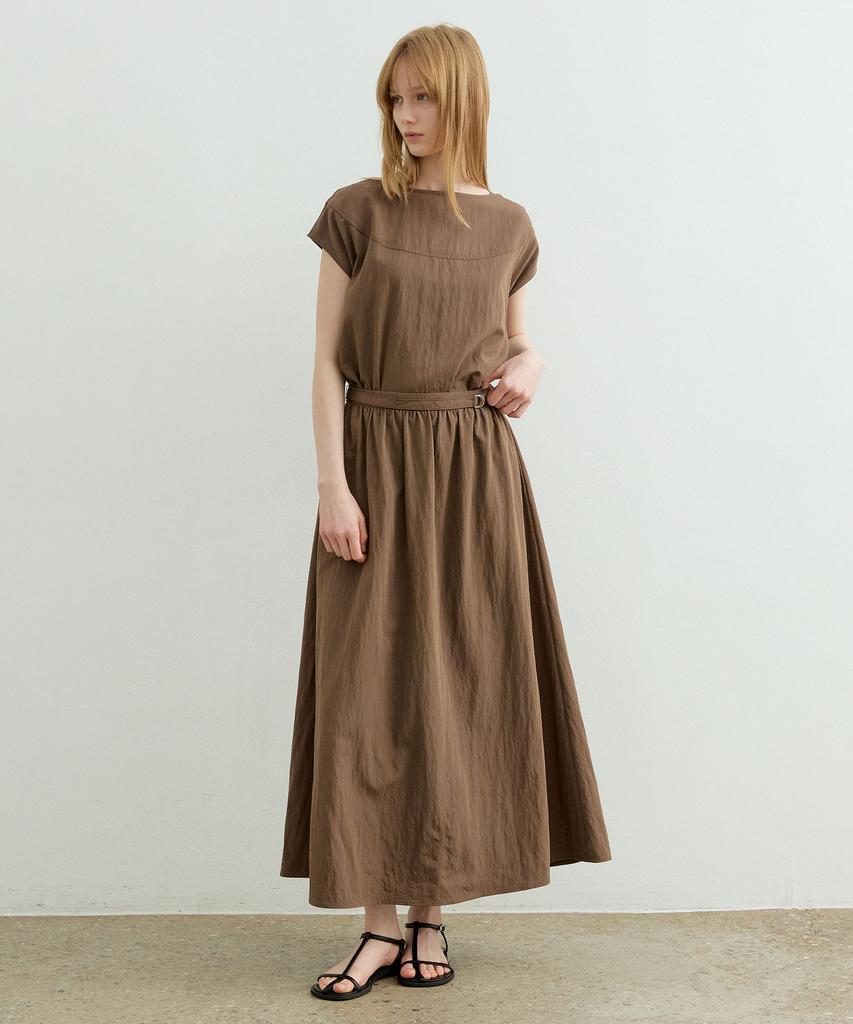 Artid Boat Neck Belted Long Dress_Brown
