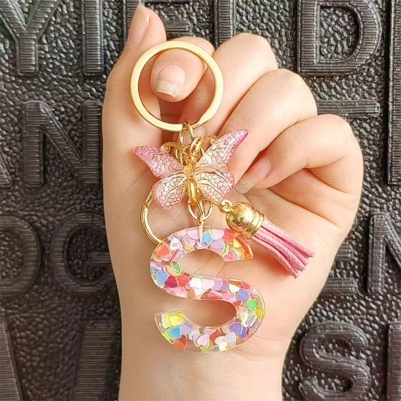 Модный брелок с пайетками 26 английских букв AZ, розовая бабочка, кисточка, брелоки, украшения из смолы, аксессуары для женского рюкзака, сумки, кулона