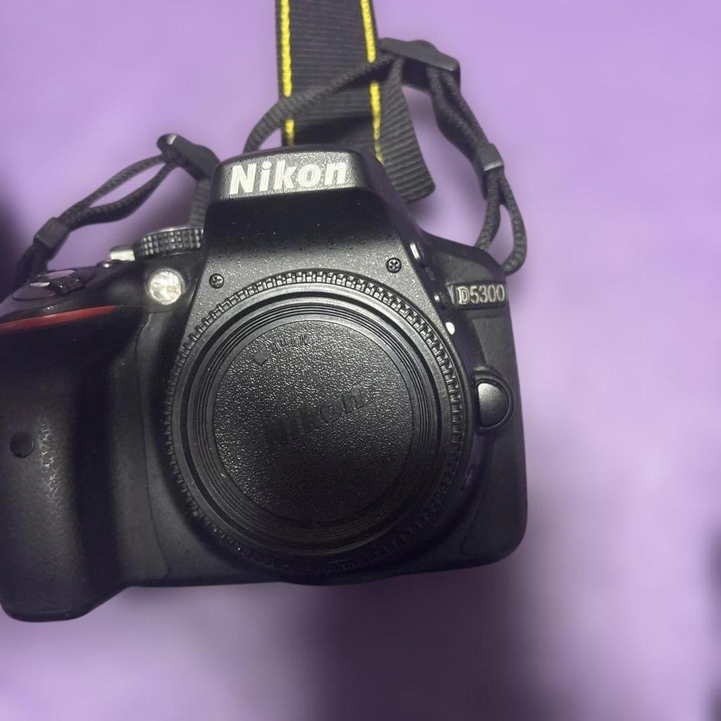 Used Nikon D5300 body, 2 AF-S DX NIKKOR lenses