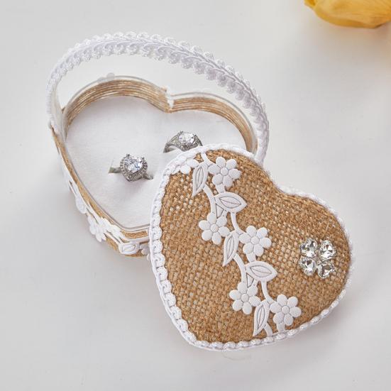 Портативная коробочка для колец в форме сердца с кружевным декором, мягкая пена для свадебных колец