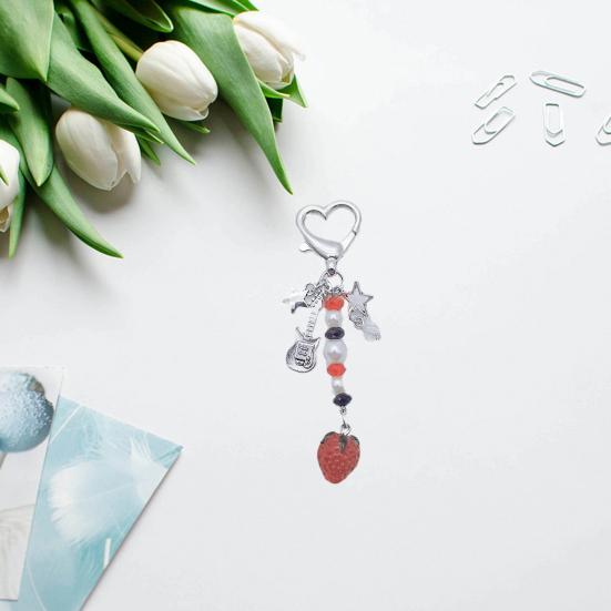 Клубничный кулон из бисера, сладкий стиль, эстетическая звезда, гитара в форме сердца, сумка из нержавеющей стали, школьный рюкзак, украшение, кулон, брелок, подвеска