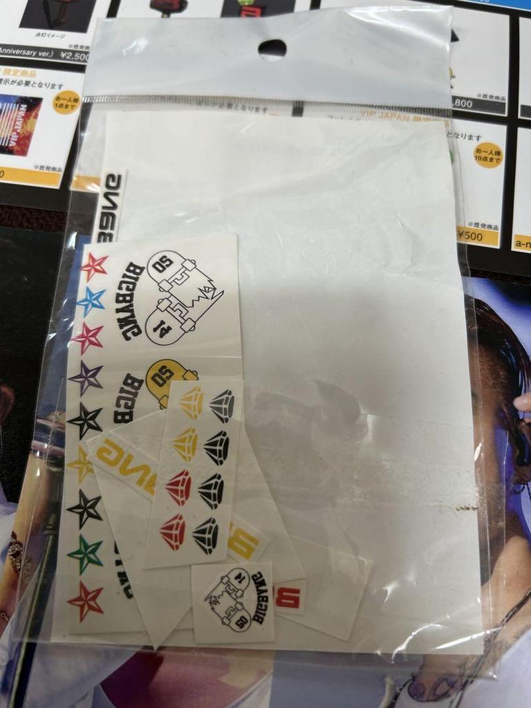 [Б/У] Футболка с изображением DVD-диска BIGBANG Mixed Set и т. д.