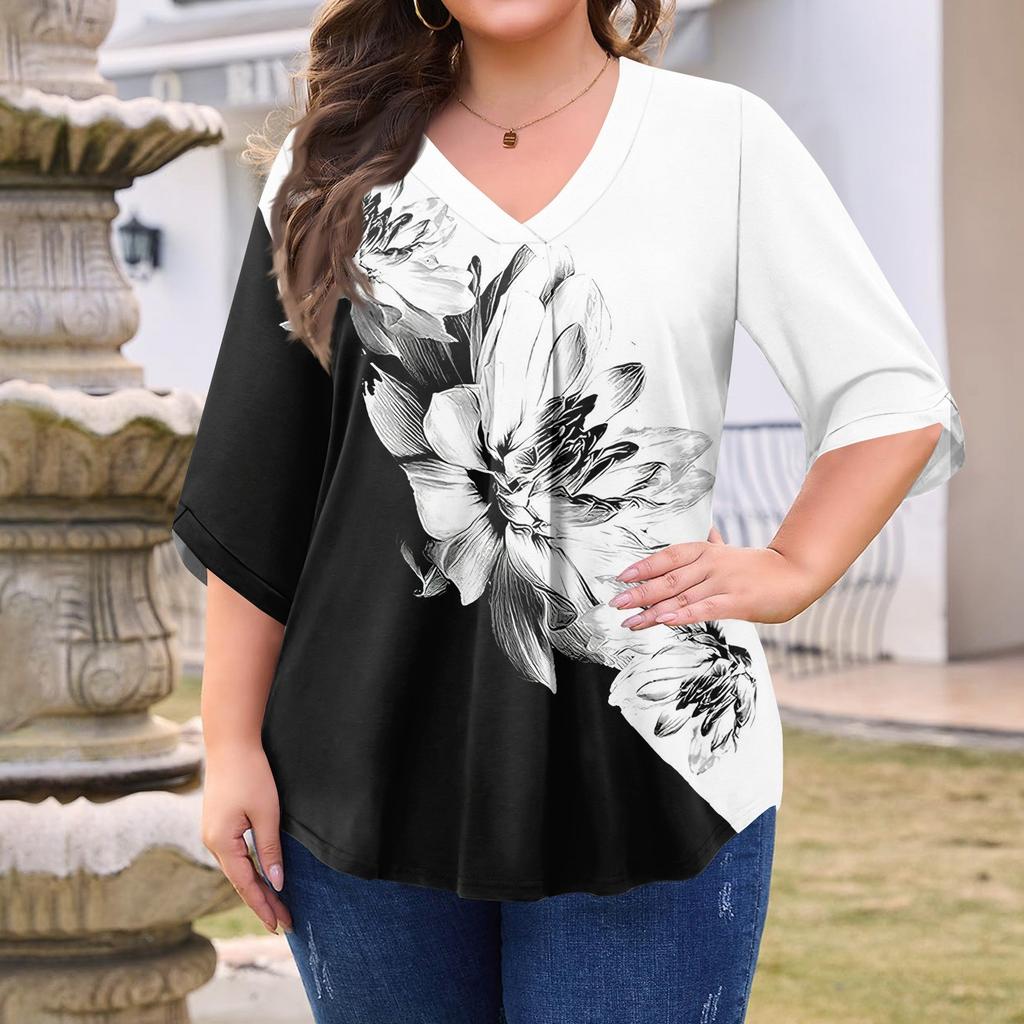 Women's Fashion Large Size Printed V-Neck Three-quarter Sleeve Top