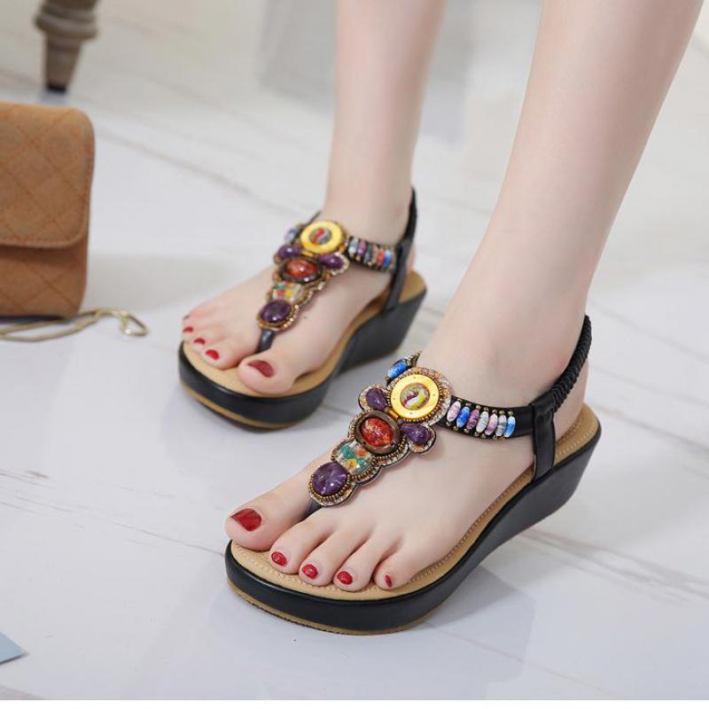 Повседневные однотонные сандалии на платформе с эластичной лентой, женская обувь на танкетке с ремешком из бисера в этническом стиле