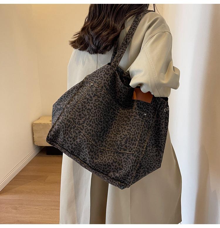 Leopard Design 2023 Korean Fashion Shopper Big Shopping Bags for Women Handbag Fast Delivery Lady Shoulder Large Capacity Bag