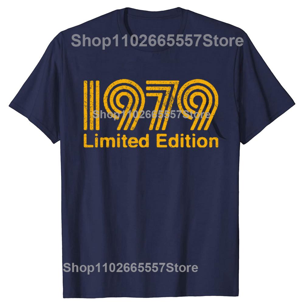 Крутая футболка с надписью '1979 Limited Edition Present' Забавный подарок на 46-й день рождения для мужа Унисекс Короткий рукав Круглый вырез Хлопок Повседневная футболка