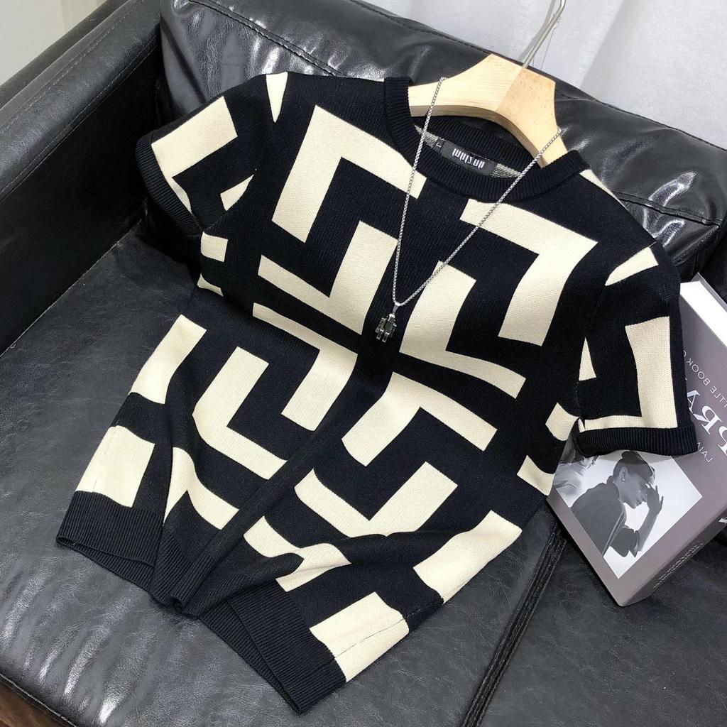 Spring and Autumn Geometric Pattern Base Shirt for Men, Slim Fit Casual Short Sleeve Knit Top