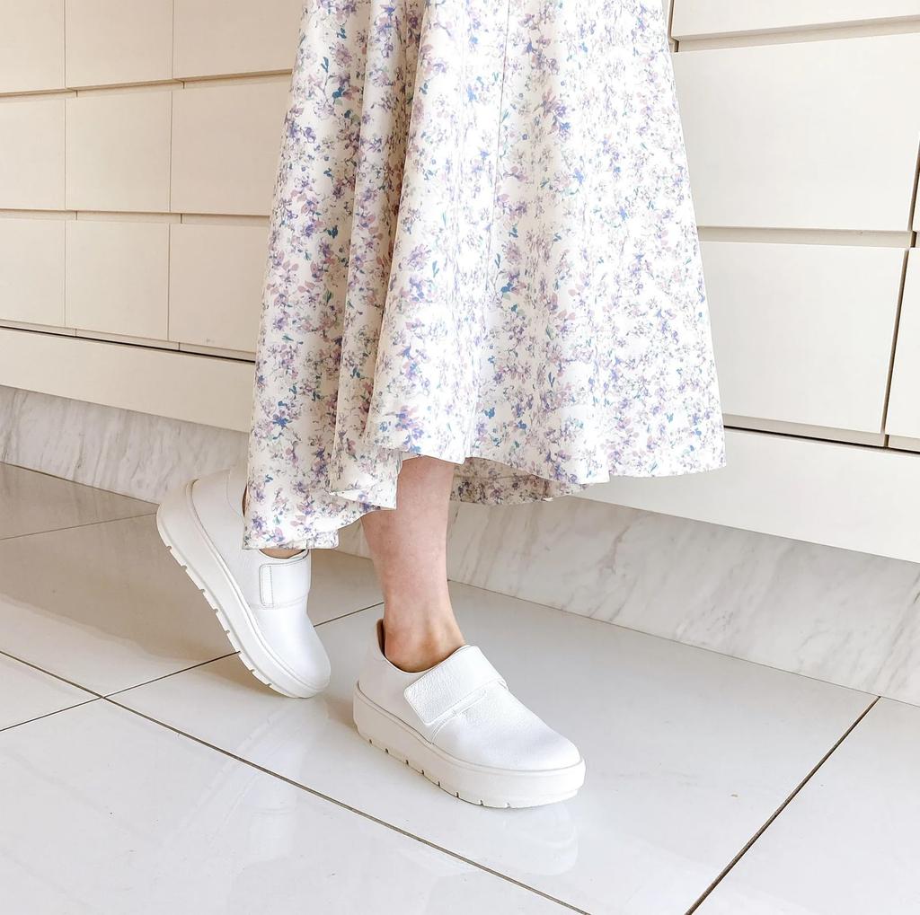 Кроссовки из водоотталкивающей кожи на липучке VN81486H Черные см [Просмотр] Женские 22.0