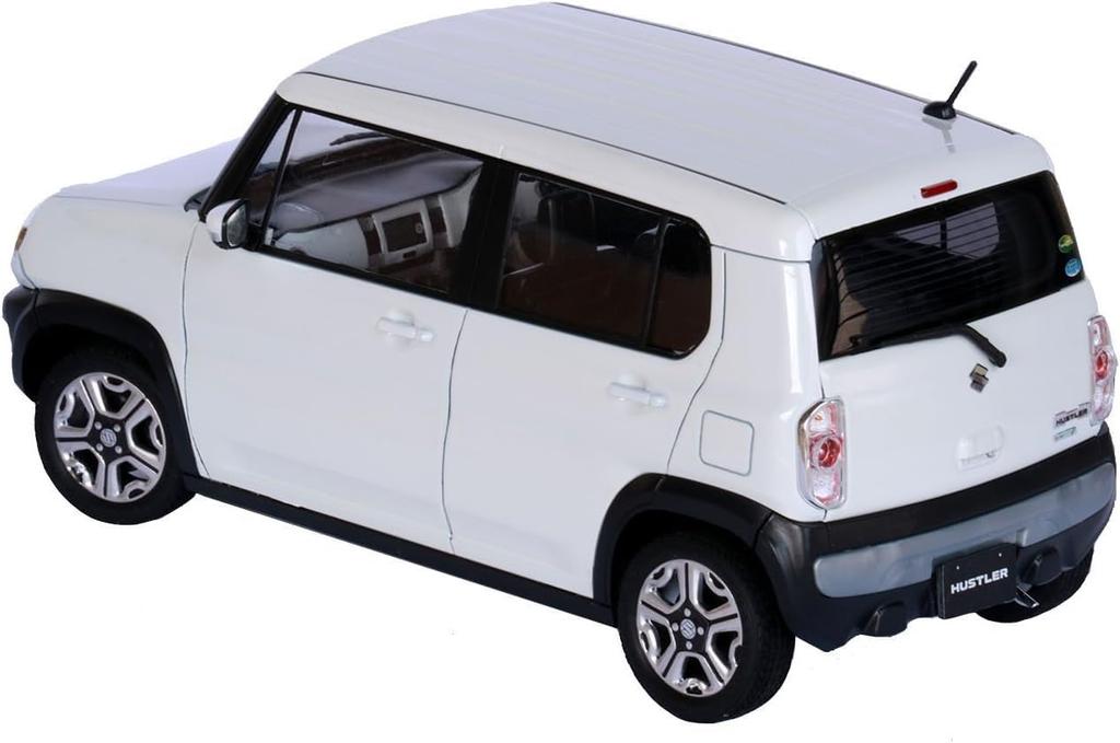Fujimi Model Car NEXT Series Suzuki Hustler White Plastic Model Car NX5 1/24 No.5 (Pure Pearl) Pre-Colored