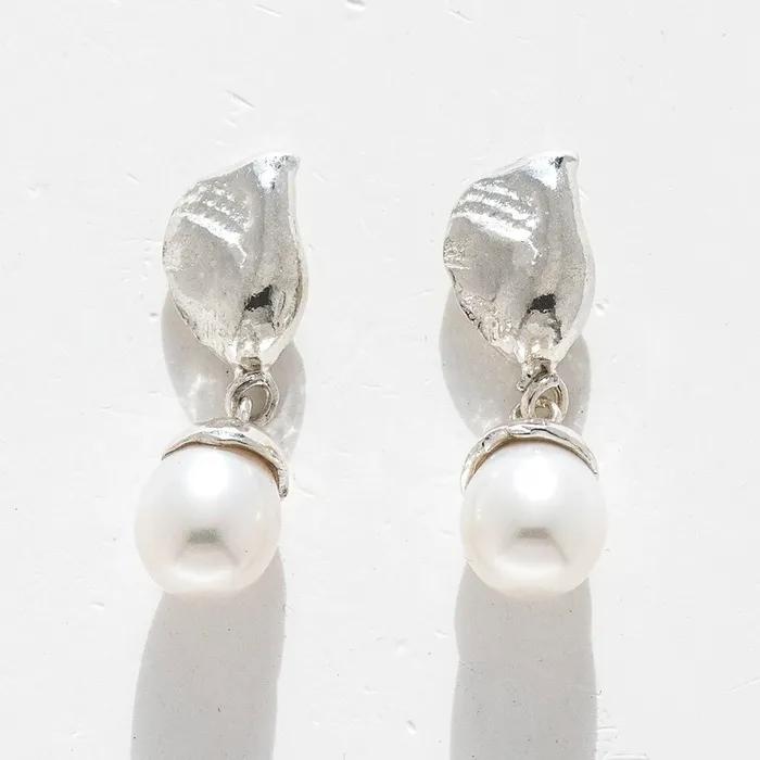 The Sparkling Light Earring