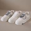 Маленькие белые туфли женские 2025 весна и осень новая обувь на платформе детская сетчатая дышащая взрывная универсальная толстоподошвенная повседневная спортивная обувь женская