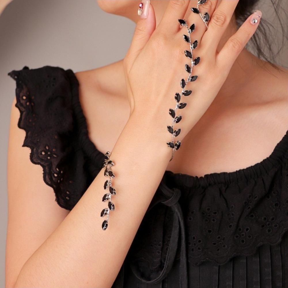 Simple Elegant Fashionable Luxury Bracelet Rhinestones Adjustable Leaf Cubic Zircon Hand Palm Bracelet Hand Piece Jewelry
