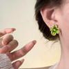 Очаровательная весна: Серьги-пусеты с цветком из изумрудного кристалла - Легкая роскошь, Нишевый дизайн для женщин