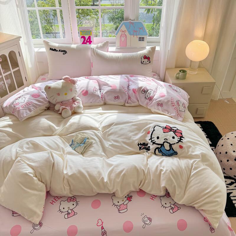 Lìláng Набор постельного белья с вышивкой Hello Kitty