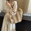Spring And Summer Popular New Large Capacity Straw Woven Bag Tassels Decorate Shoulder Bag for Women's Straw Purses and Handbags