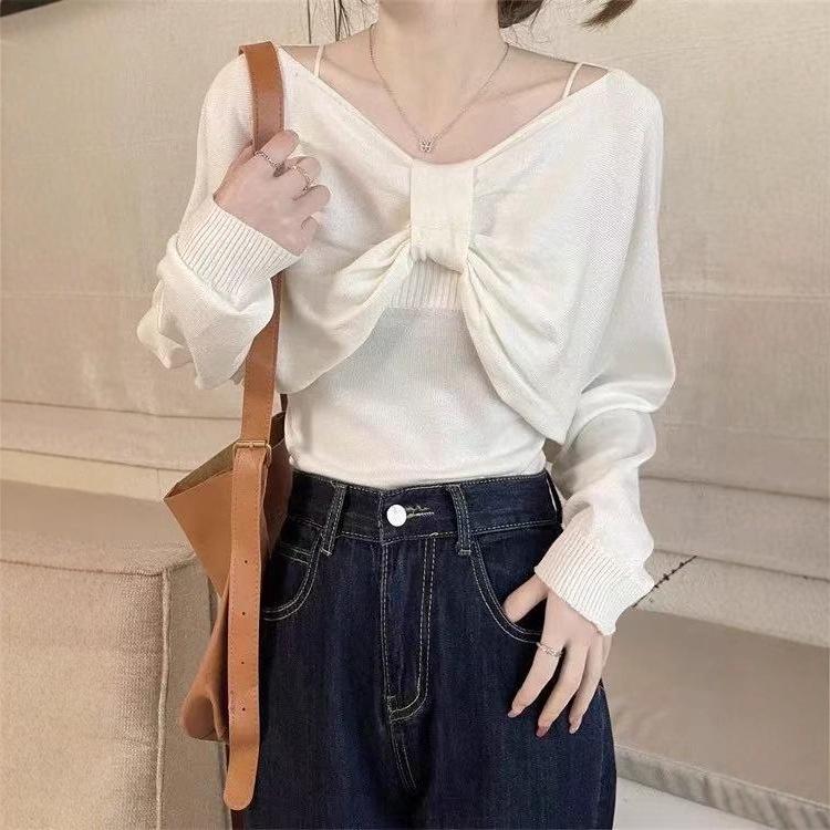 2025 Autumn Women's Two-Piece Sweater Set: Camisole Vest & Bow Long Sleeve Knit Top