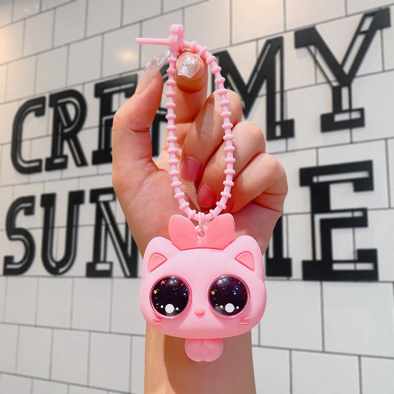 Мультяшная заплетенная девочка, сжимающая, с выпученными глазами, артефакт для снятия стресса, милый брелок-подвеска, интернет-знаменитость, безделушка для снятия стресса, кукла