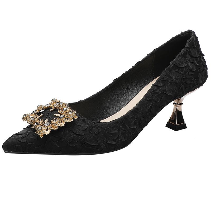 2025 новые туфли-лодочки с квадратной пряжкой из стразов, корейская версия, острый носок, рюмка и высокие каблуки, повседневные для работы, туфли-лодочки на шпильке для женщин