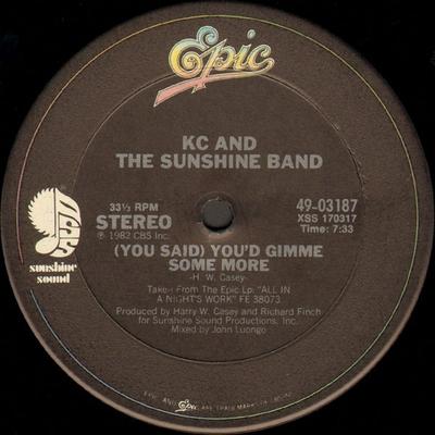 12-дюймовая пластинка KC & THE SUNSHINE BAND - (Ты сказал) Ты бы дал мне еще 4903187 Эпик, Саншайн 1982 США Соул/Фанк Б/у