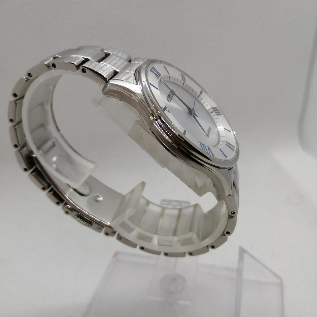 Б/у Солнечные часы CITIZEN E031-S103720