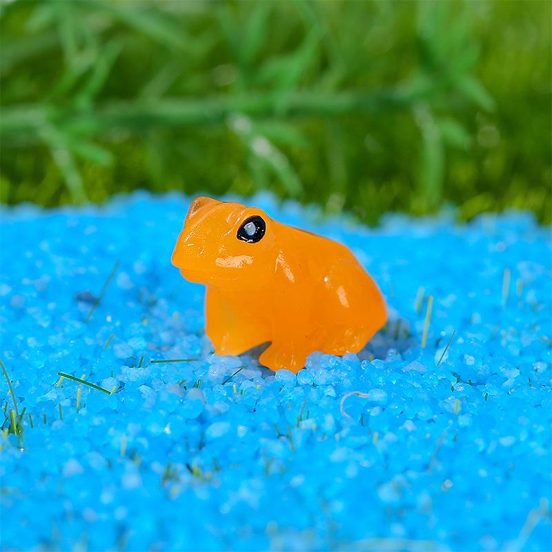 Colorful Luminous Frog Micro Landscape Figurine - Creative Resin Handicraft Jewelry Accessory