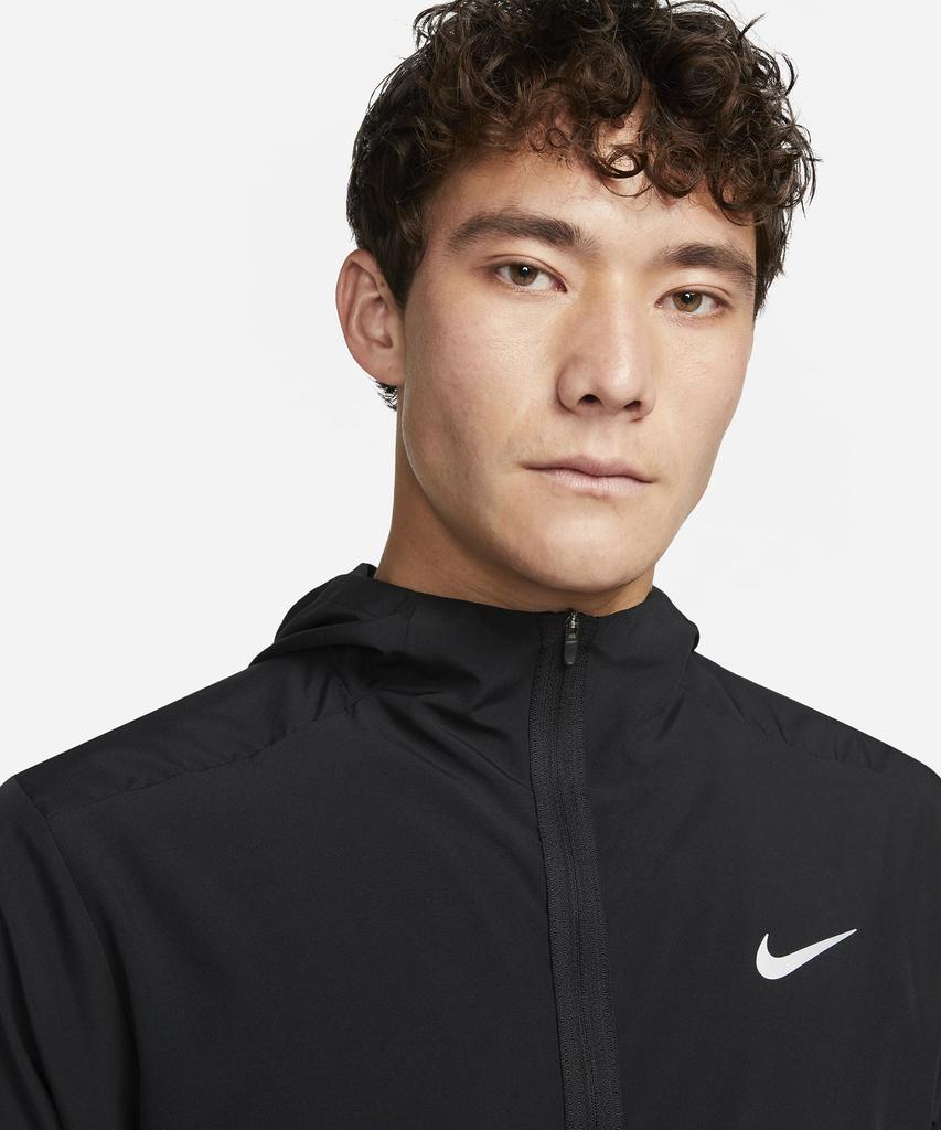 Nike Универсальная куртка с капюшоном Dri-Fit M - Черный / Fb7483-010