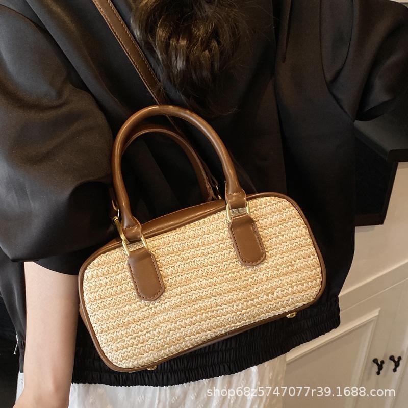 Niche Design Spring and Summer New Straw Box Bowling Bag 2025 New Versatile Splicing Shoulder Handbag Women