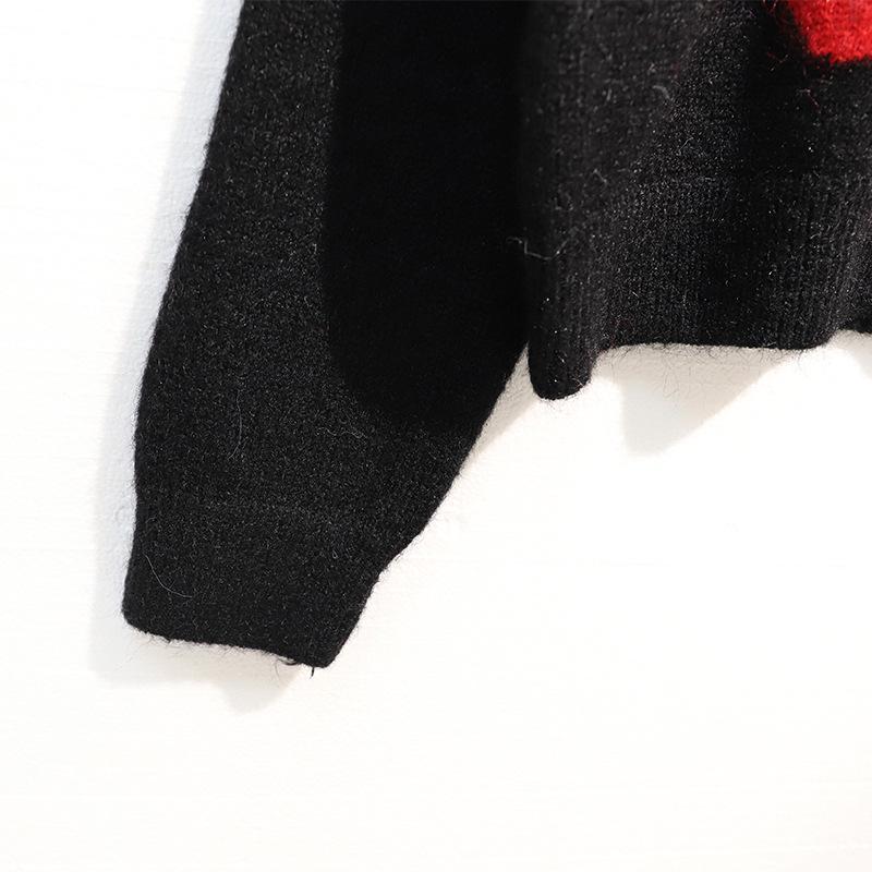 Women's French Retro Cherry Jacquard Knitwear - Soft, Fluffy Mink Fur Round Neck Top for Autumn/Winter