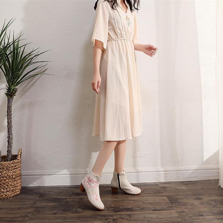 Модные женские зимние сапоги с вышивкой в этническом стиле, осенние и зимние женские хлопковые зимние сапоги, высокие женские сапоги на высоком каблуке