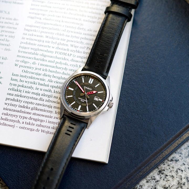 Casio Унисекс Стандартная Серия 45мм Черные Часы MTP-E700L-1EVDF