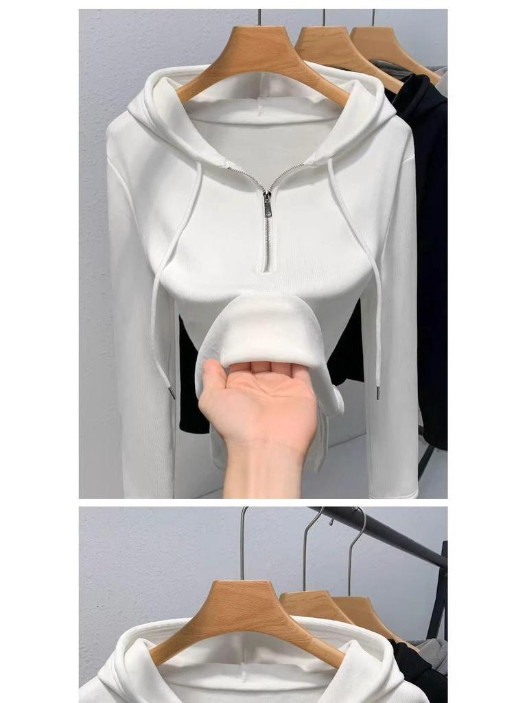 Женская базовая рубашка с капюшоном, приталенного кроя, на флисовой подкладке из серебристой лисы, с молнией до середины груди, для осени/зимы 2025