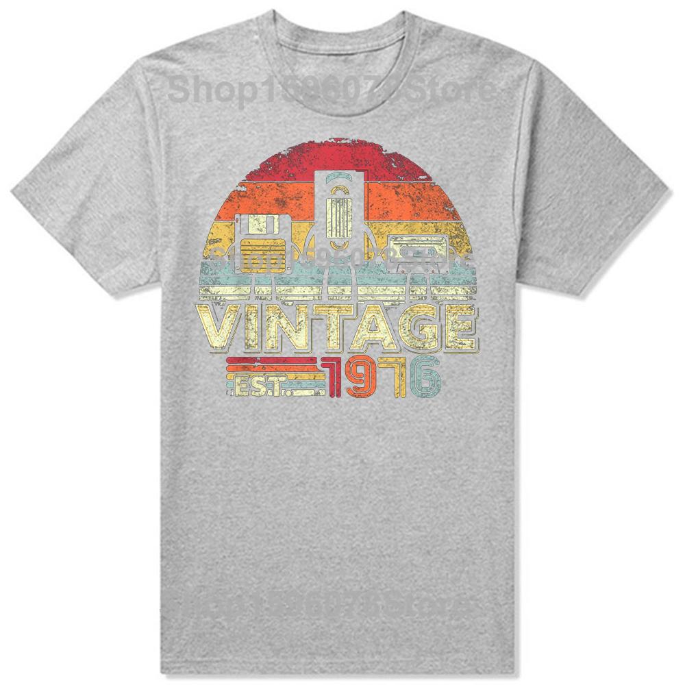 Classic 1976 Limited Edition 49 Year Old 49th Birthday T-Shirt men Summer The Best Birthday Gifts Graphic Unisex T Shirt