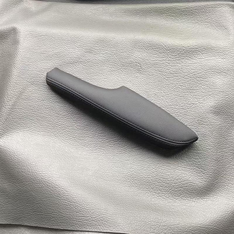 Civic Восьмого поколения (06-11) Декоративная накладка подлокотника двери - Черно-бежевая кожа